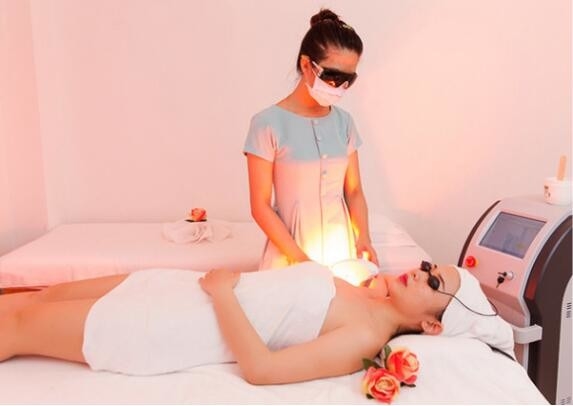 Super Hair Removal E Light Ipl Machine Water Cooling For Pigmentation Therapy