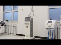 Máy laser phân đoạn CO2 Tái tạo bề mặt da 40W Ultra Pulse CW Removal Light Mole Case nhôm