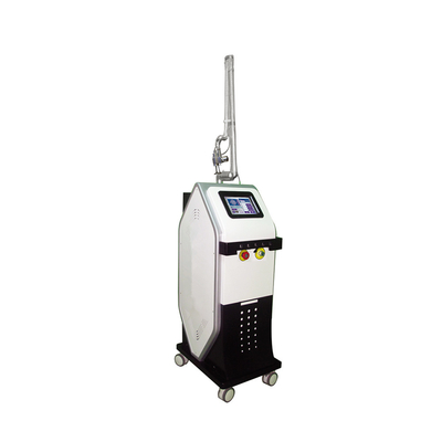 Max 30W 40W 60W Máy laser CO2 chính xác làm mới bề mặt da với các khu vực quét khác nhau